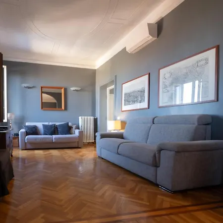 Santonofrio Sky Terrace Penthouse * Rome